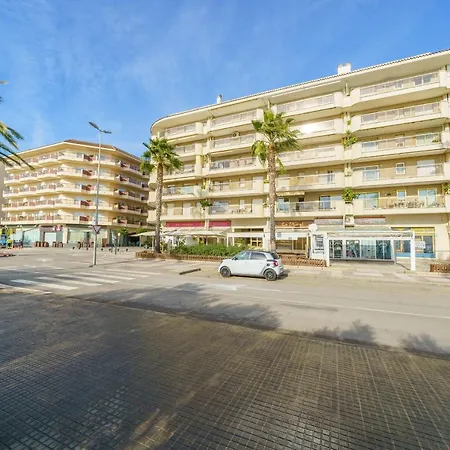 Homeholidaysrentals Liberty - Costa Barcelona Appartement Pineda de Mar