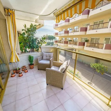 Homeholidaysrentals Liberty - Costa Barcelona